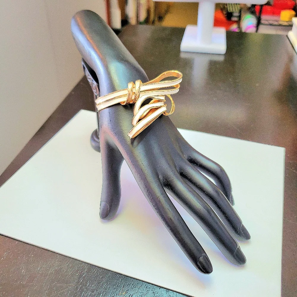 Vintage clamp bracelet